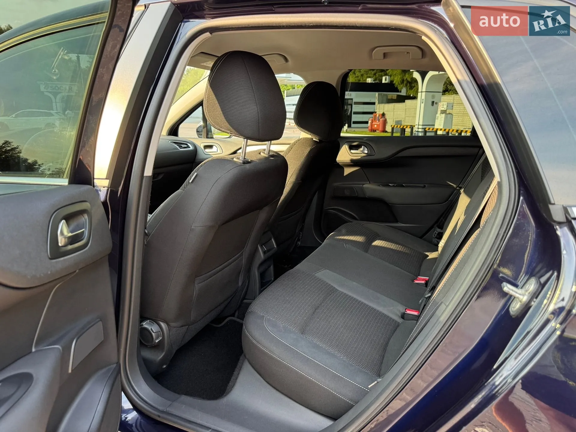 Citroen C4 2015 VIN VF7NCBHZTFY566941 фото оголошення 28 з 43