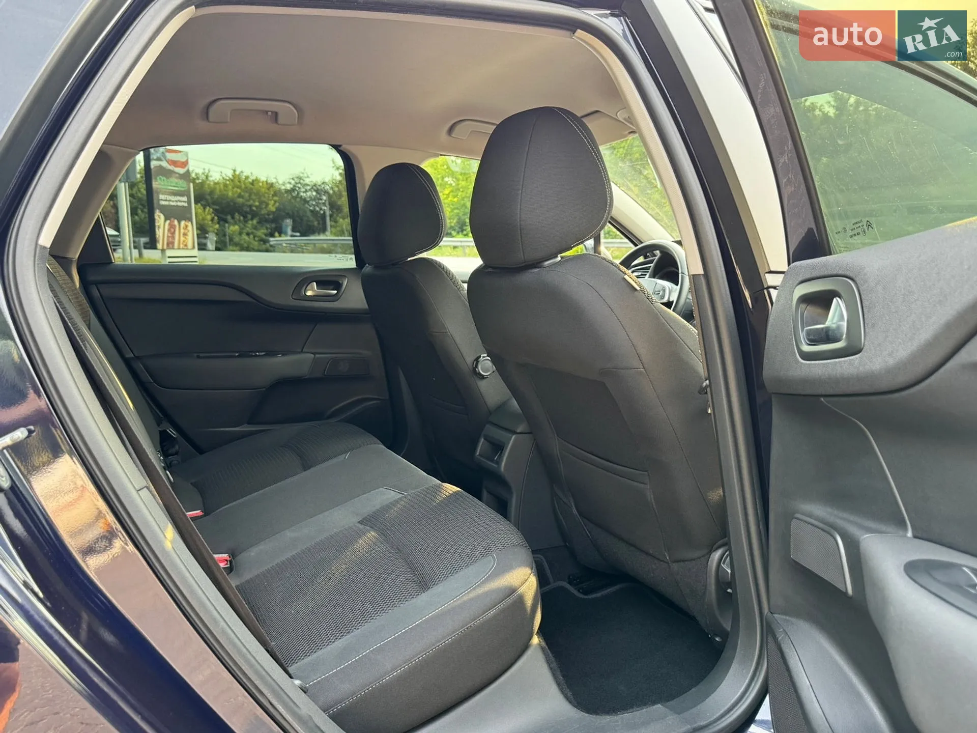 Citroen C4 2015 VIN VF7NCBHZTFY566941 фото оголошення 35 з 43