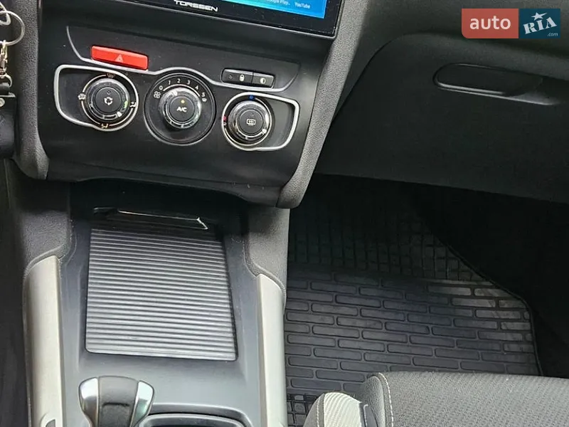 Citroen C4 2012 VIN VF7NC9HR8CY556757 фото оголошення 18 з 65