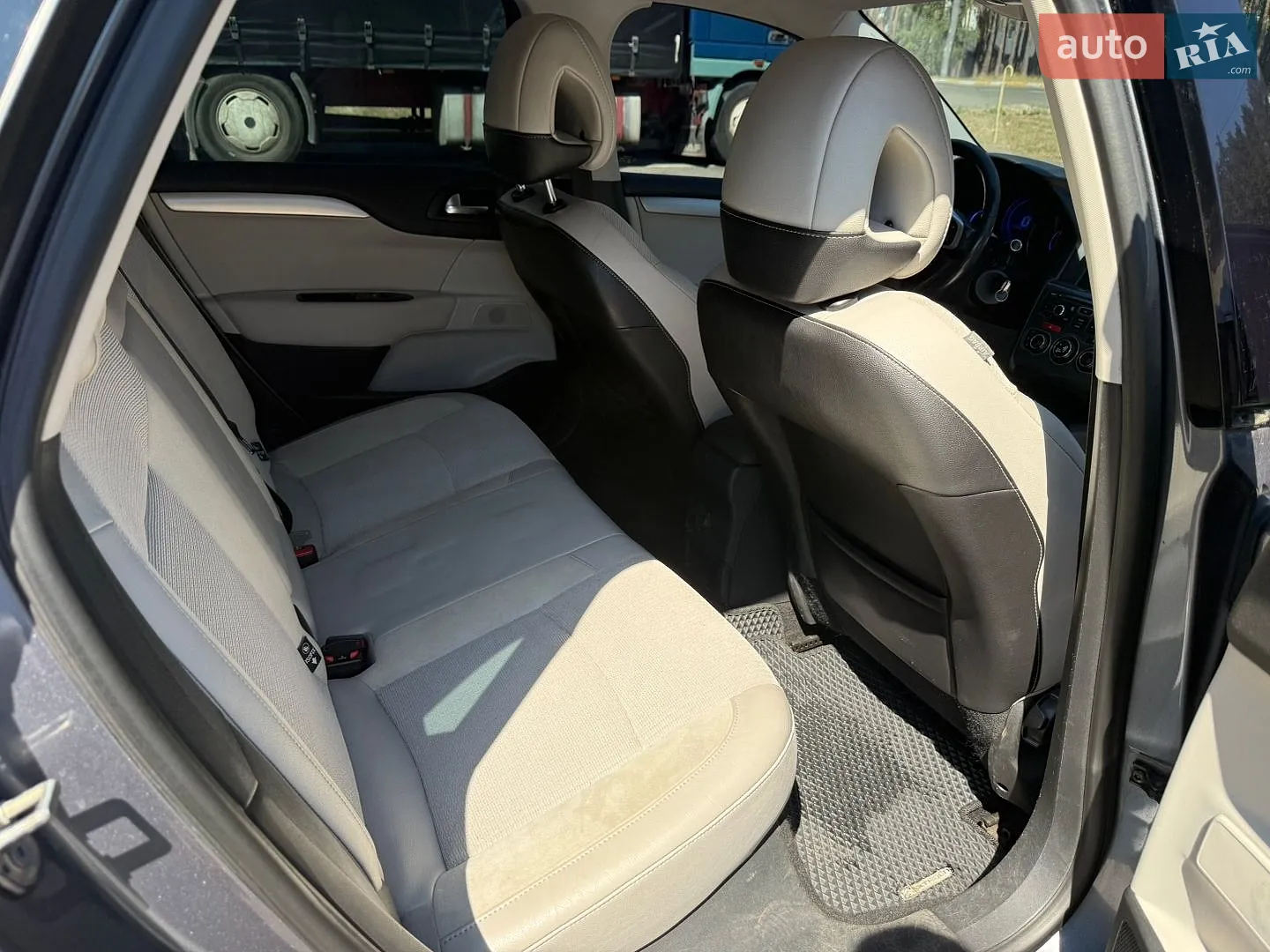 2011 Citroen C4 - мініатюра 3
