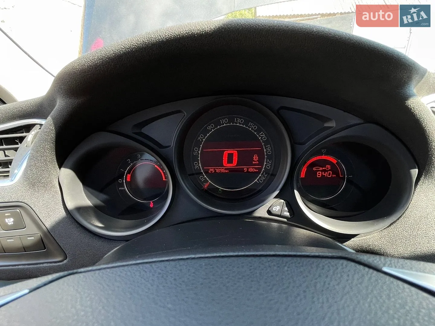 2011 Citroen C4 - мініатюра 17