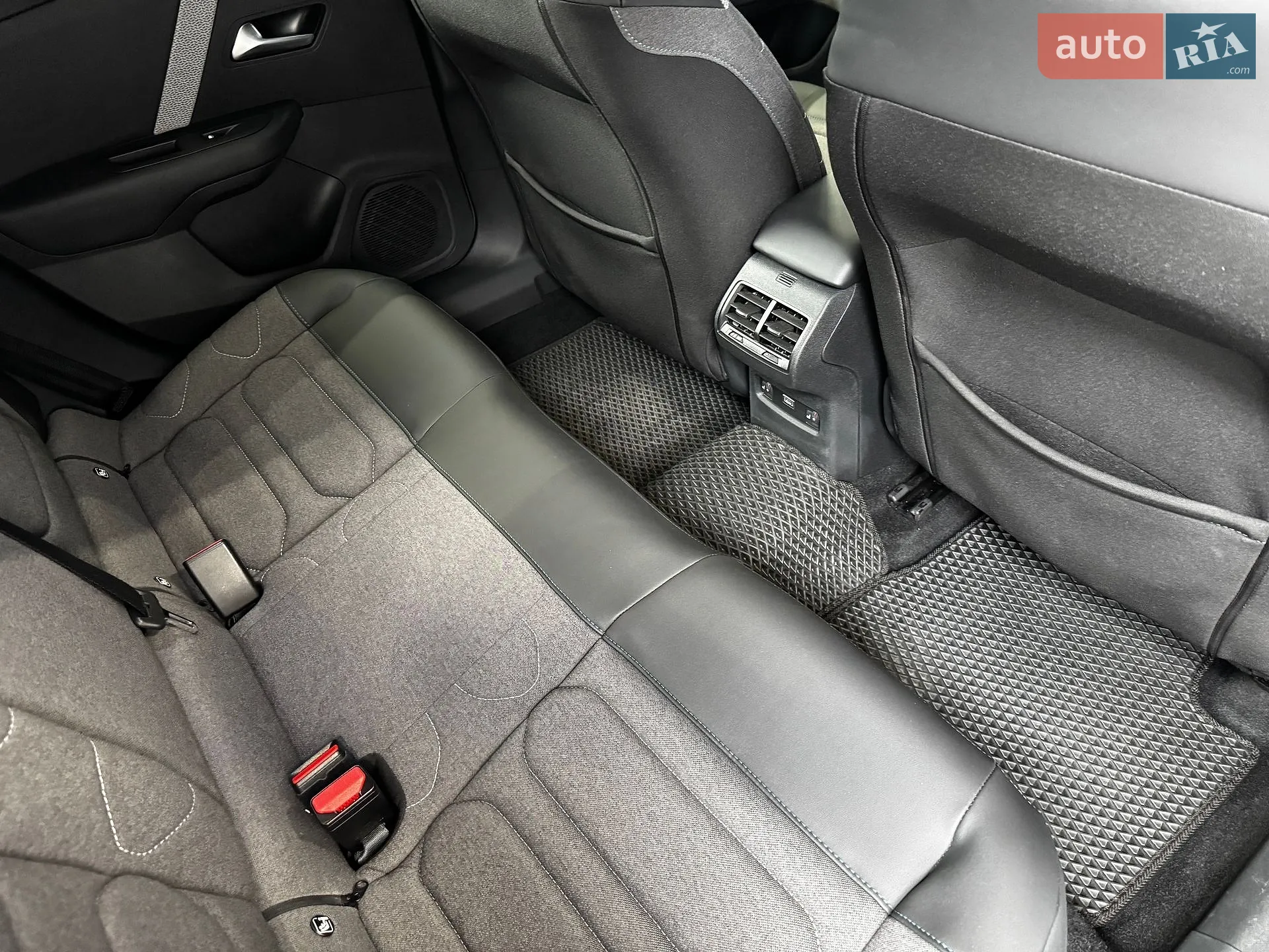 2022 Citroen C4 - мініатюра 33
