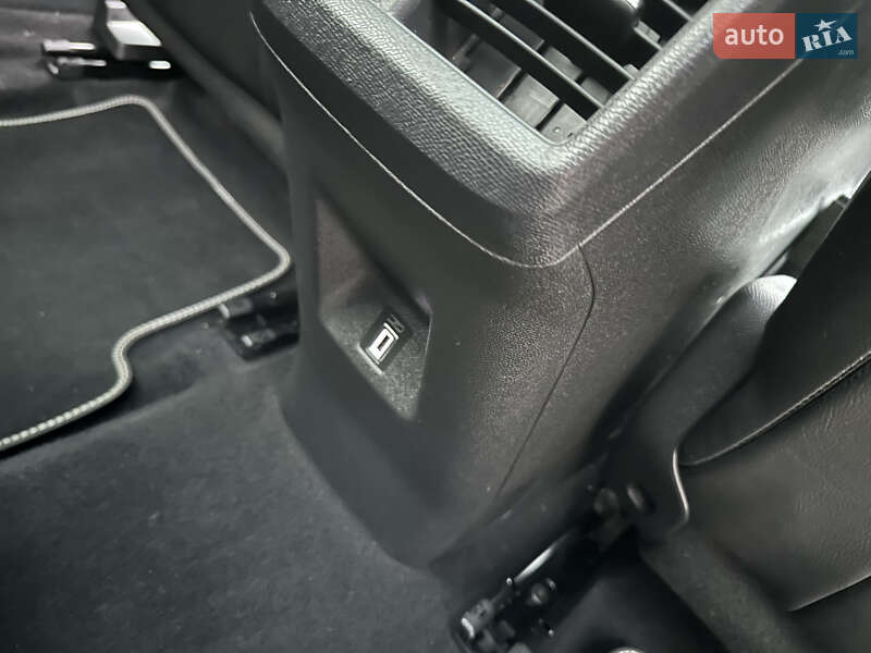 Внедорожник / Кроссовер Citroen C5 Aircross 2019 в Киеве фото 49 Внедорожник / Кроссовер Citroen C5 Aircross 2019 в Киеве