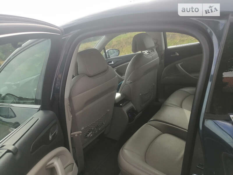 Седан Citroen C5 2010 в Городку