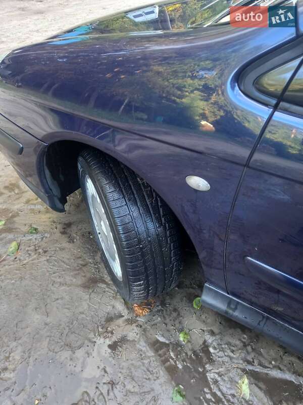Седан Citroen C5 2002 в Киверцах