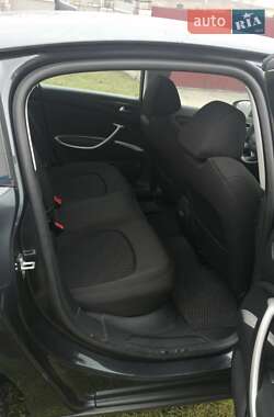 Седан Citroen C5 2012 в 
