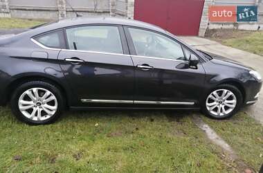 Седан Citroen C5 2012 в 