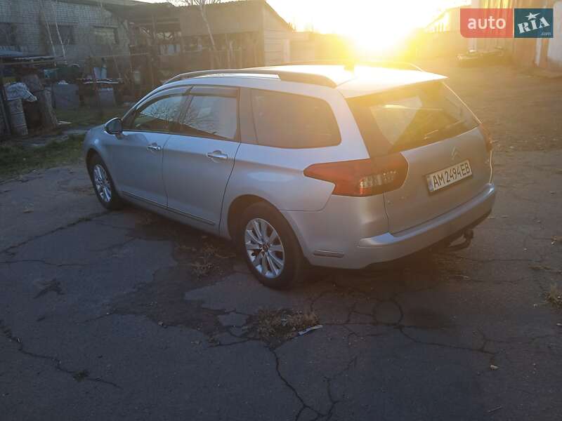 Универсал Citroen C5 2010 в Коростене