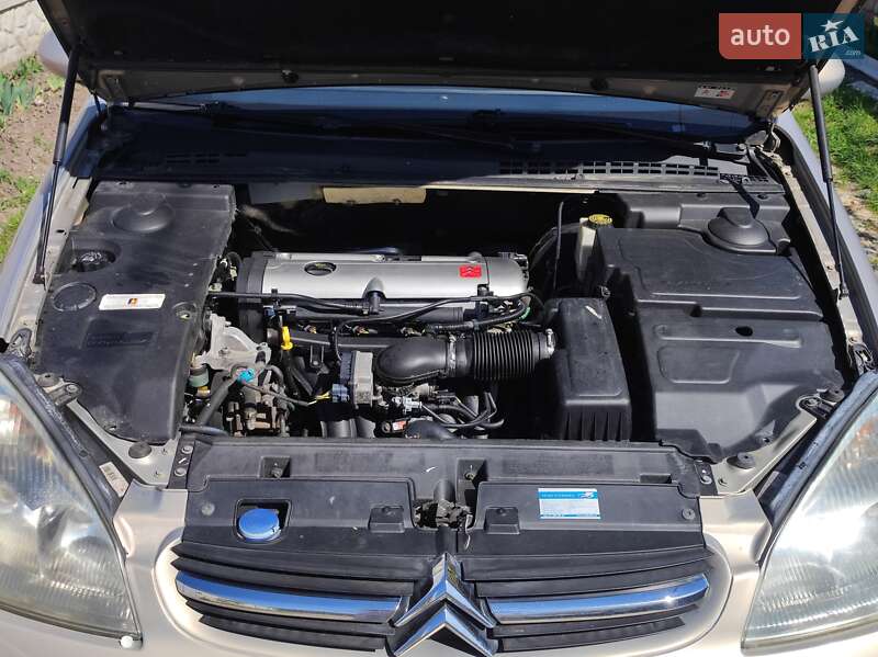 Седан Citroen C5 2004 в Киеве фото 3 Седан Citroen C5 2004 в Киеве