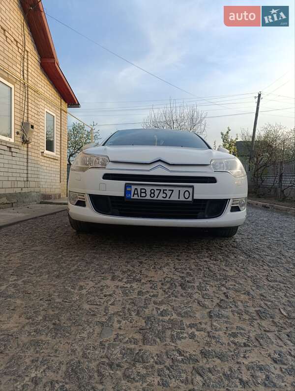 Седан Citroen C5 2010 в Липовце