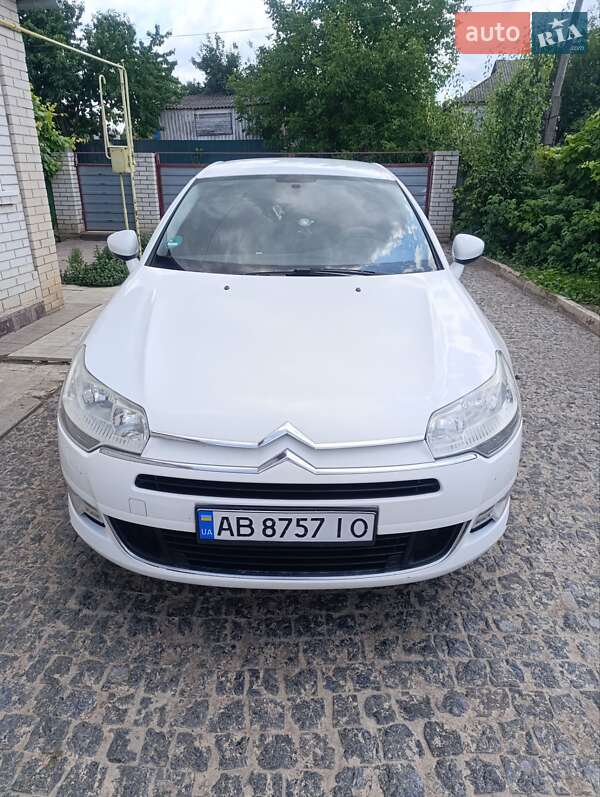 Седан Citroen C5 2010 в Липовце