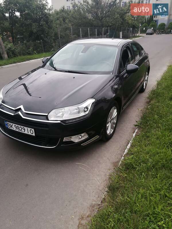 Седан Citroen C5 2012 в Ровно