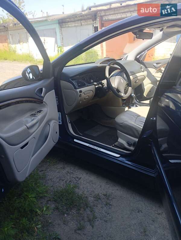 Седан Citroen C5 2001 в Горішніх Плавнях