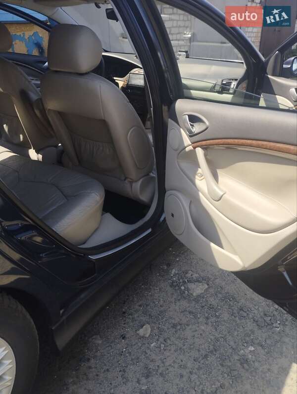 Седан Citroen C5 2001 в Горішніх Плавнях