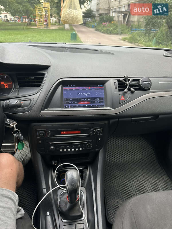 Седан Citroen C5 2012 в Овруче