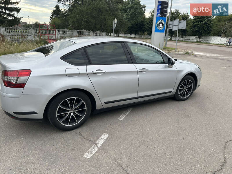 Седан Citroen C5 2012 в Овруче