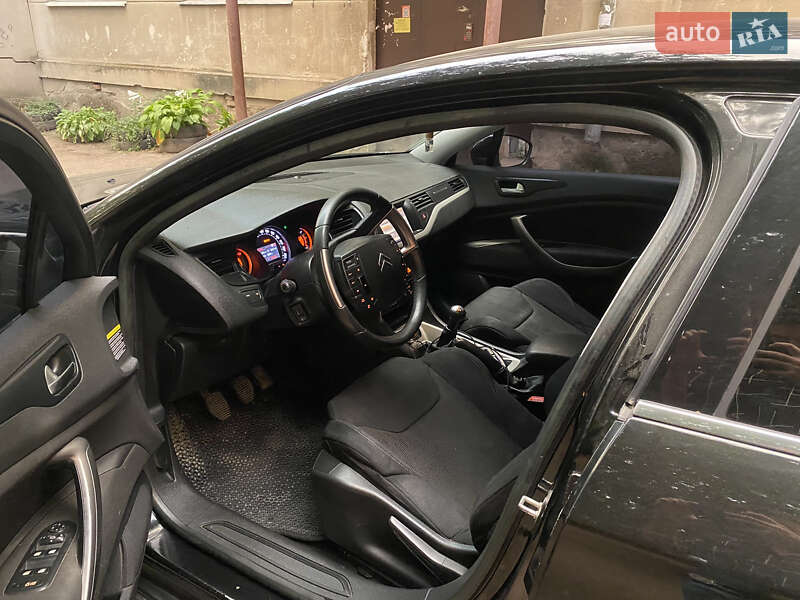 Седан Citroen C5 2011 в Верховине
