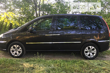 Минивэн Citroen C8 2010 в Жовкве