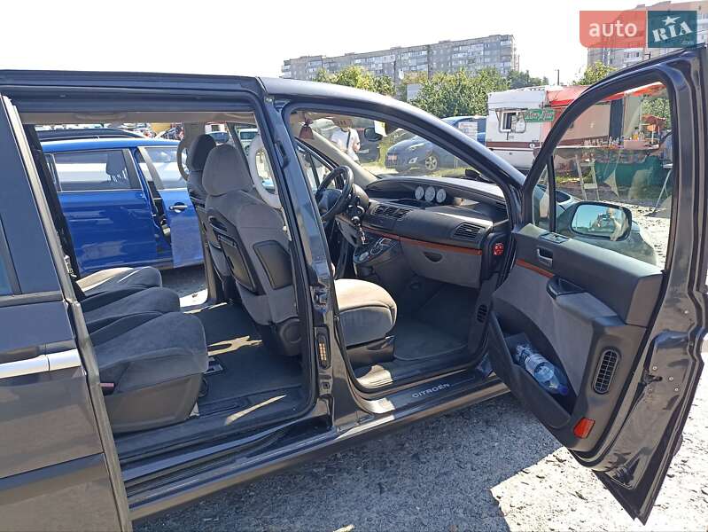 Минивэн Citroen C8 2006 в Ровно