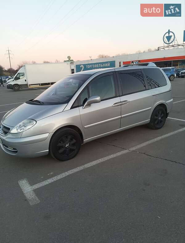 Минивэн Citroen C8 2004 в Ужгороде