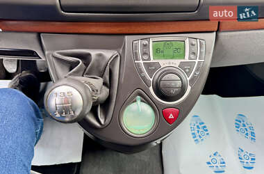 Минивэн Citroen C8 2005 в 