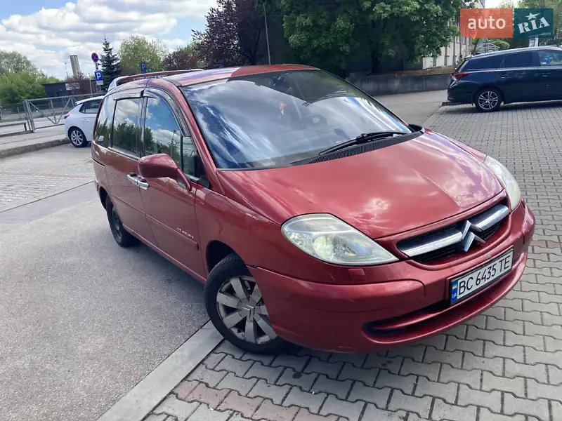 Citroen C8