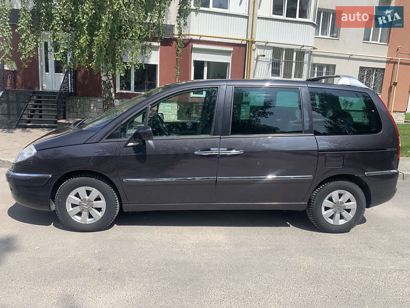 Минивэн Citroen C8 2009 в Тернополе