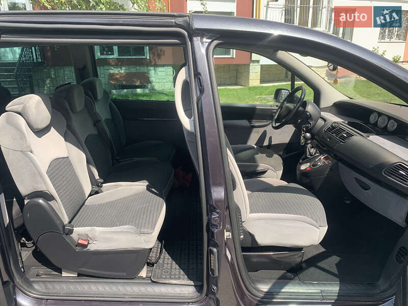 Минивэн Citroen C8 2009 в Тернополе