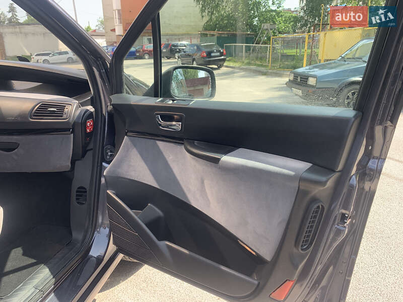 Минивэн Citroen C8 2009 в Тернополе
