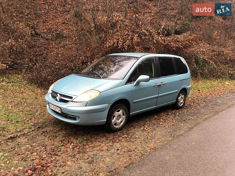 Мінівен Citroen C8 2002 в Тячеві