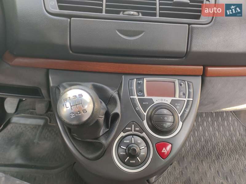 Минивэн Citroen C8 2006 в Мукачево