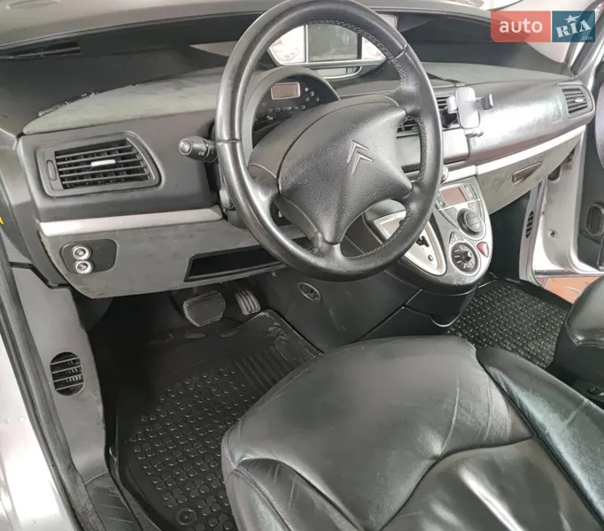 Citroen C8