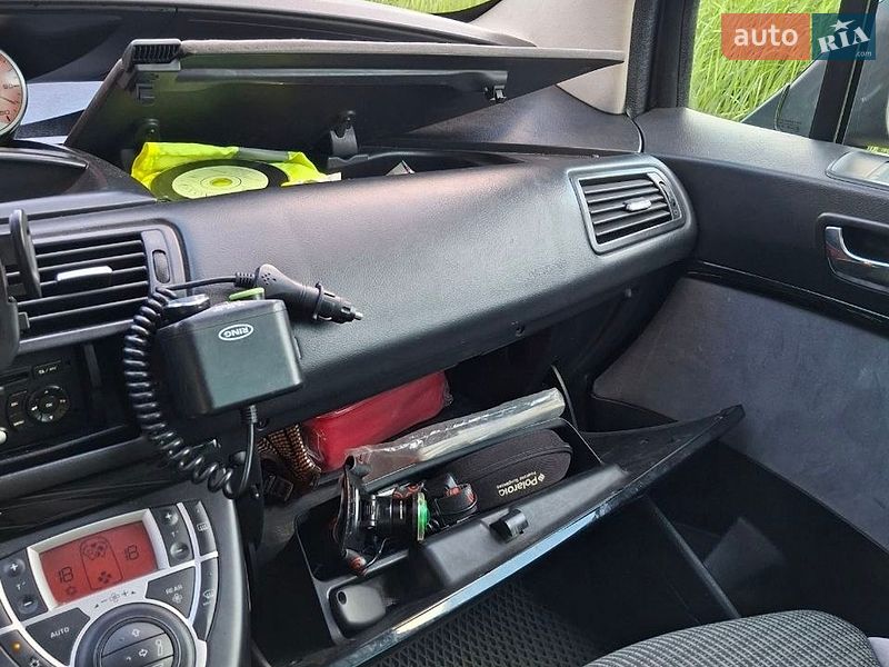 Минивэн Citroen C8 2010 в Львове