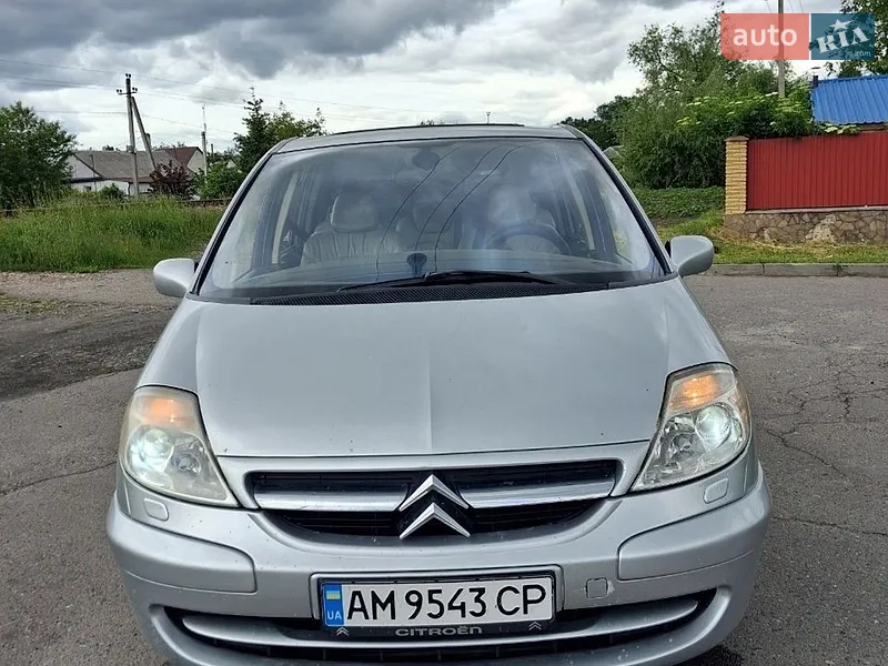 Citroen C8