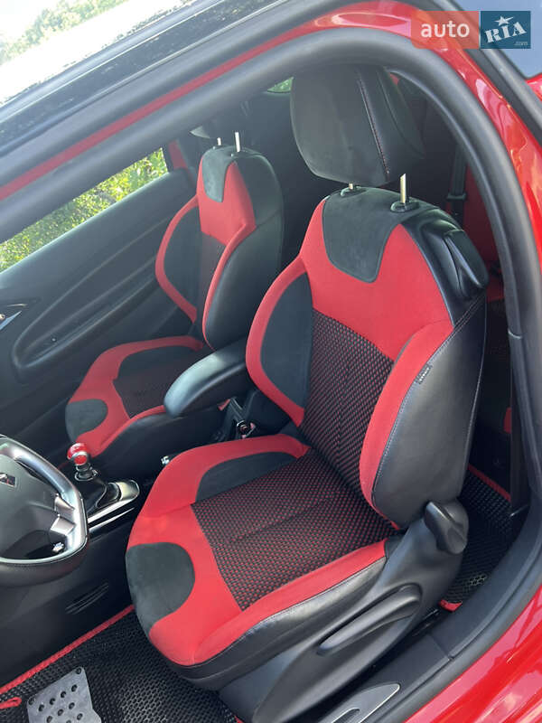 Хетчбек Citroen DS3 2010 в Кам'янському