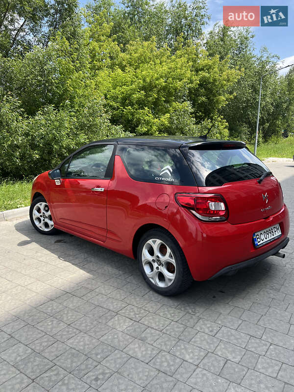 Хетчбек Citroen DS3 2010 в Новояворівську