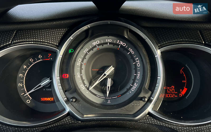 Хэтчбек Citroen DS3 2010 в Львове фото 12 Хэтчбек Citroen DS3 2010 в Львове