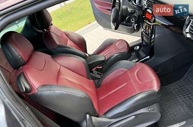 Кабриолет Citroen DS3 2010 в 