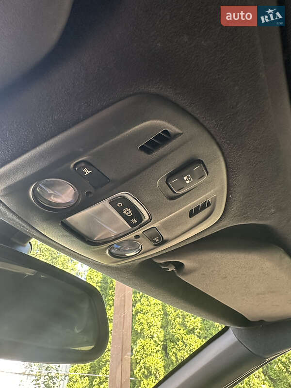 Кабріолет Citroen DS3 2013 в Тернополі фото 14 Кабріолет Citroen DS3 2013 в Тернополі