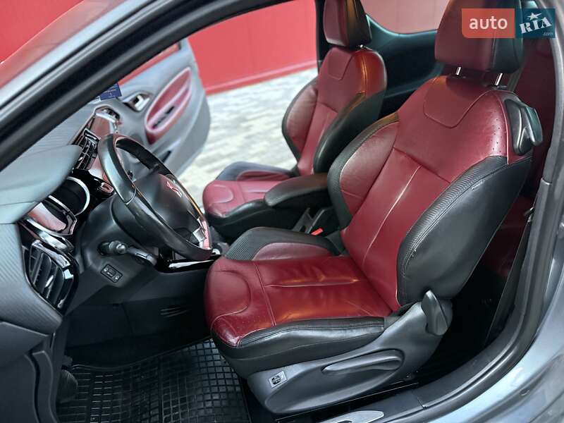 Хетчбек Citroen DS3 2010 в Львові фото 54 Хетчбек Citroen DS3 2010 в Львові