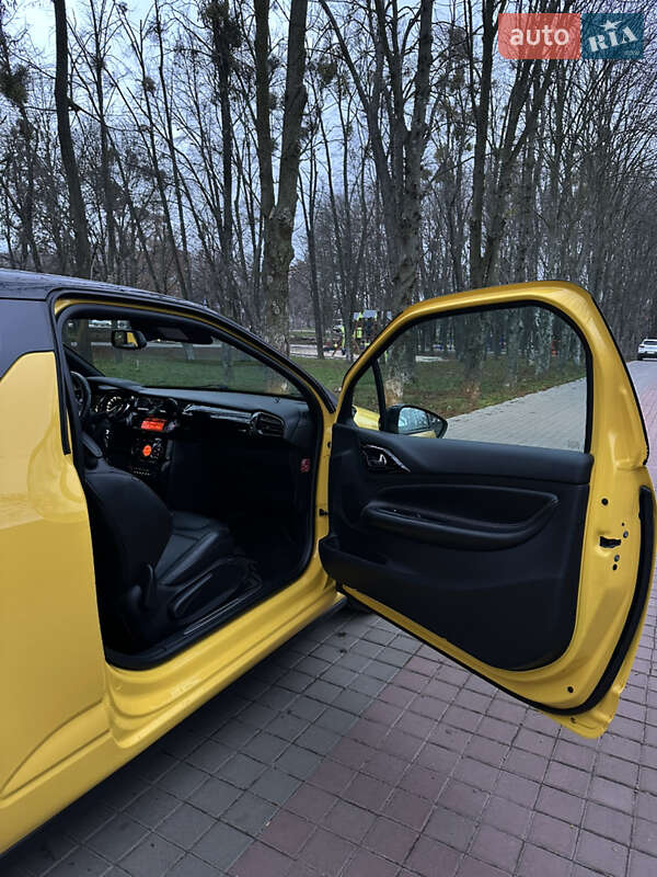 Хетчбек Citroen DS3 2010 в Знам'янці