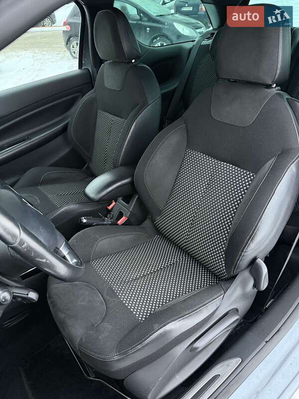 Хетчбек Citroen DS3 2010 в Рівному