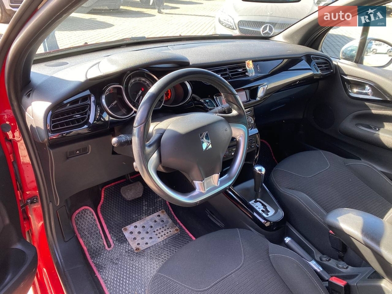 Хэтчбек Citroen DS3 2011 в Львове