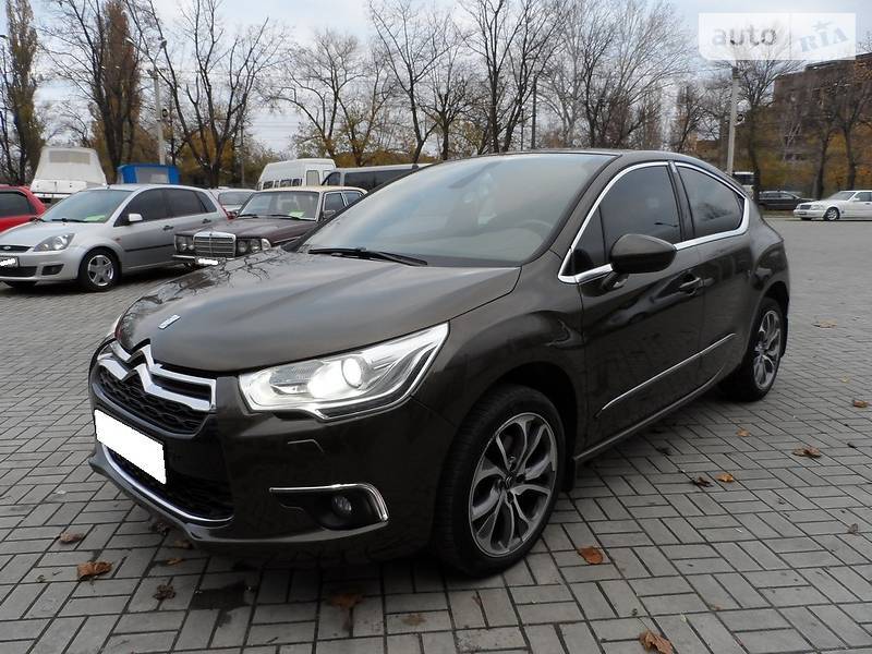 Citroen DS4 2012 года