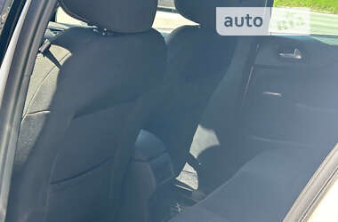 Хэтчбек Citroen DS4 2013 в 