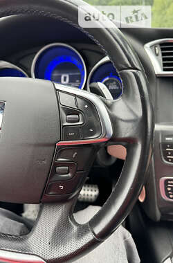 Хэтчбек Citroen DS4 2012 в 
