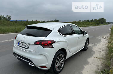 Хэтчбек Citroen DS4 2012 в 