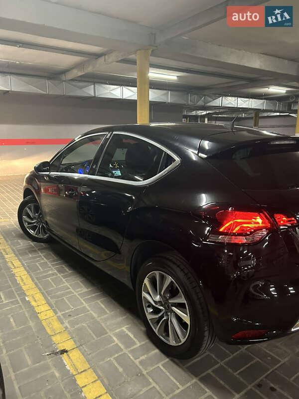 Хетчбек Citroen DS4 2013 в Львові фото 3 Хетчбек Citroen DS4 2013 в Львові