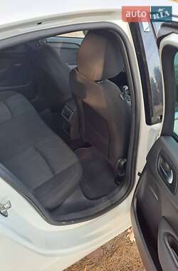 Хэтчбек Citroen DS4 2012 в 