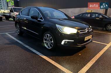 Хэтчбек Citroen DS4 2012 в Киеве